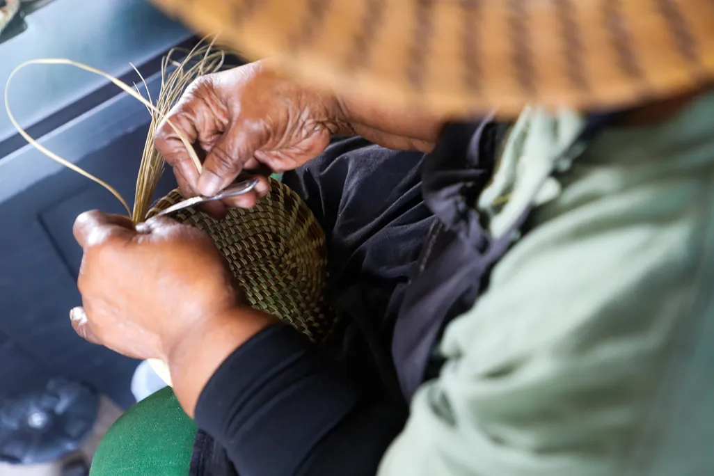 Gullah Geechee basket weaving.jpg