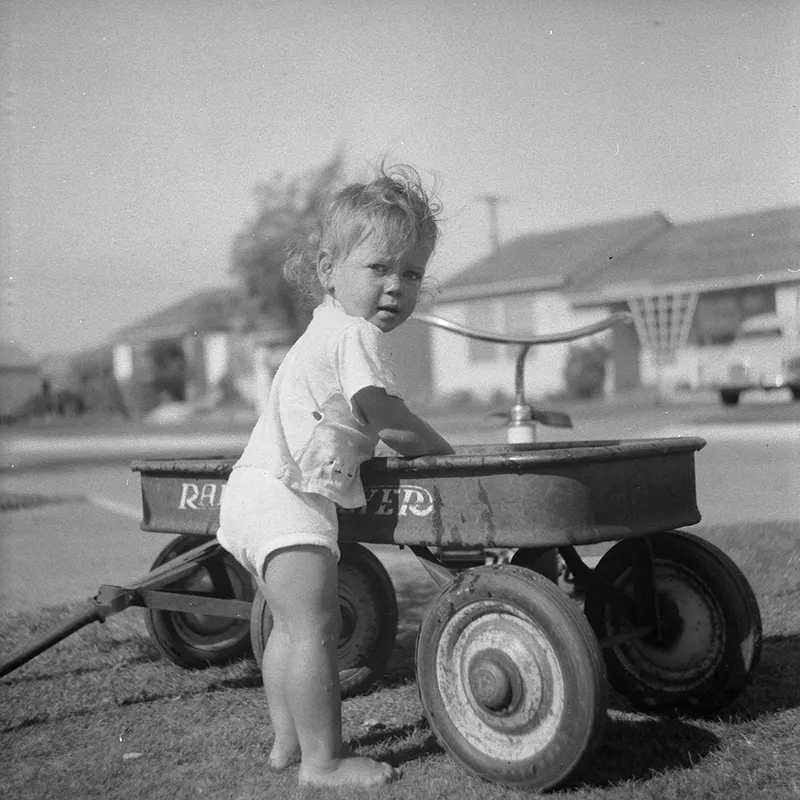 How an Italian Immigrant Rolled Out the Radio Flyer Wagon Across