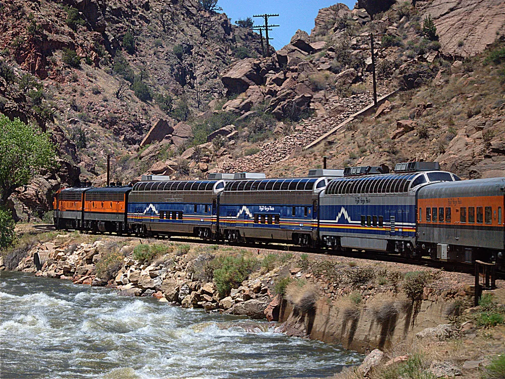 royal-gorge-railroad-route-smithsonian-photo-contest-smithsonian-magazine