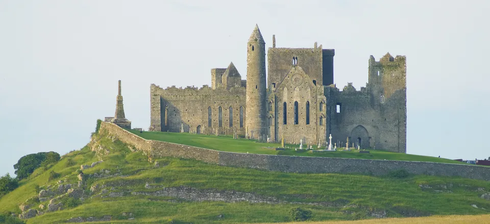  The Rock of Cashel, the traditional seat of the Kings of Munster 