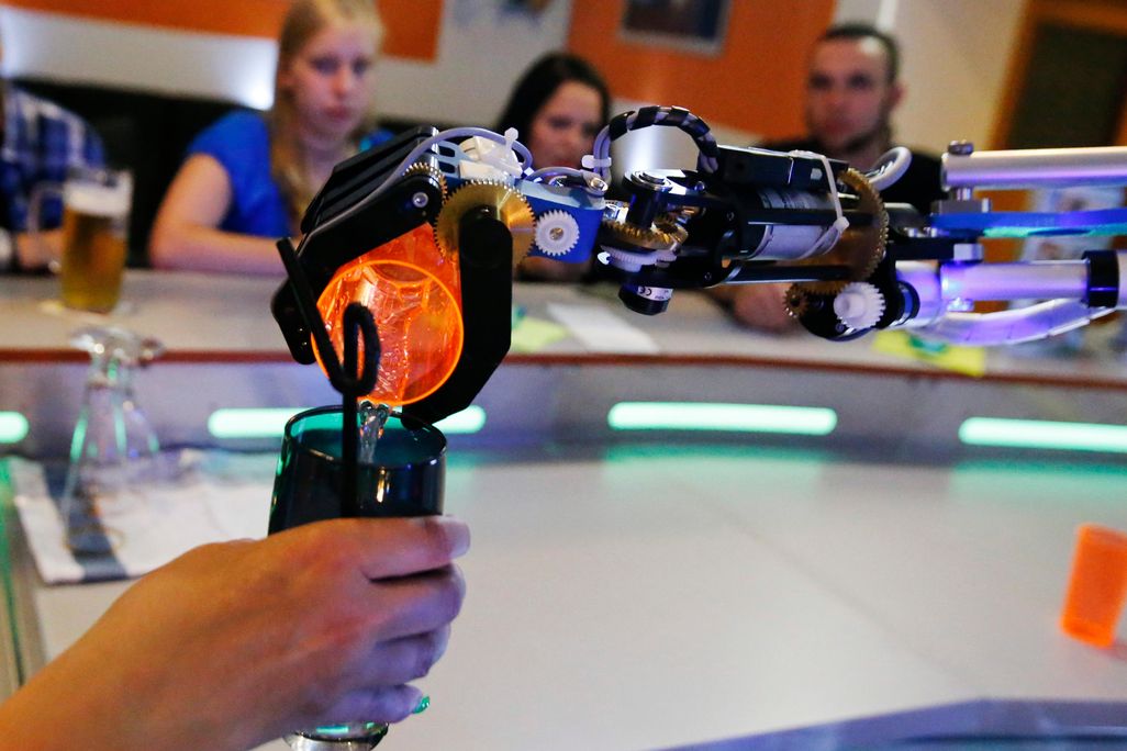 robot bartender