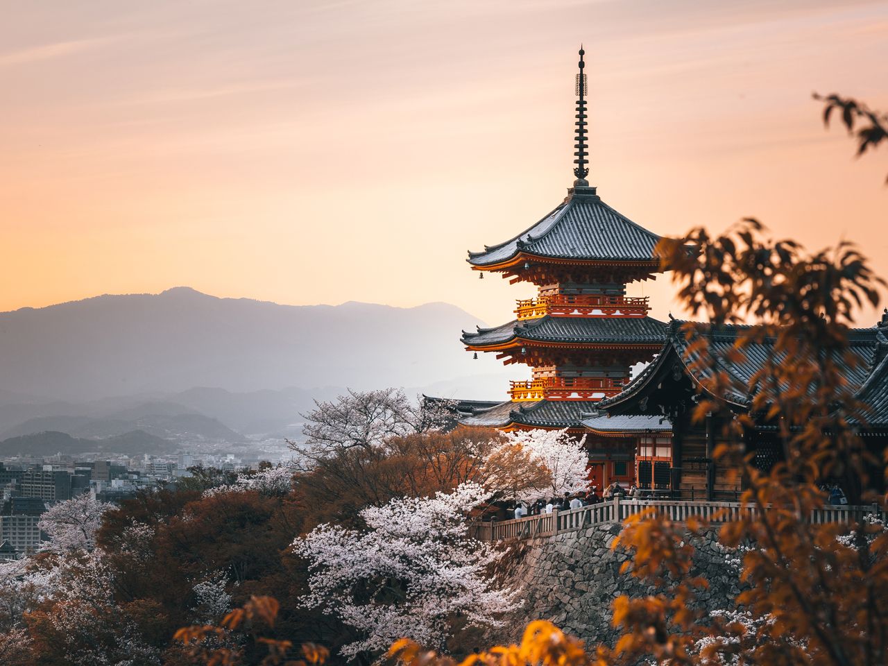 These 15 Gorgeous Photographs Illustrate the Ancient Beauty of Japan