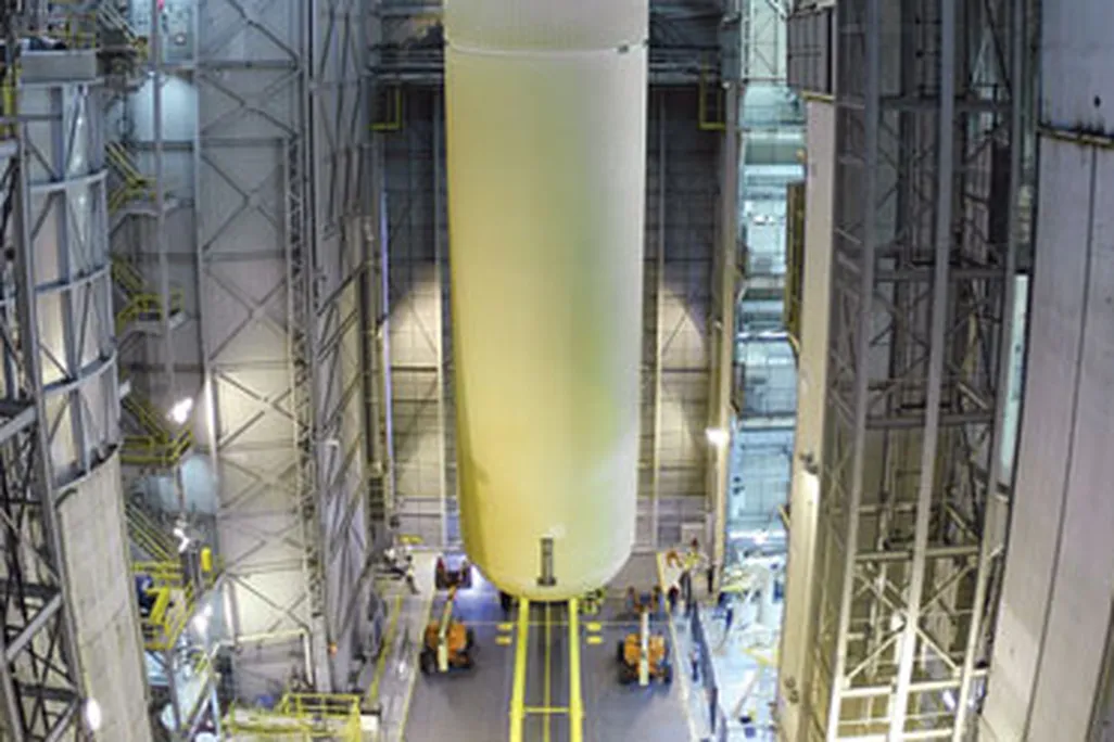 shuttle-388-may05.jpg