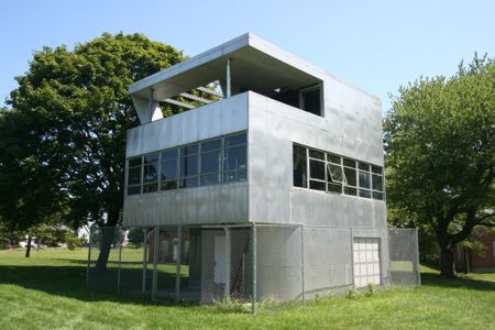 The Aluminaire House was designed in 1931 by architects Albert Frey and A. Lawrence Kocher.
