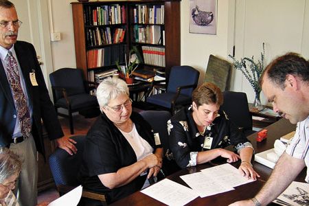 In 2004, relatives of Albert Penn found the bust made in his image. From left: family members Virginia Maker, Larry Taylor, Evelyn Taylor, Andrea Bone and anthropologist David Hunt.