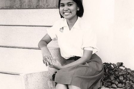 Along with her photo, Luxana Nil-Ubol sent a note thanking Neil Armstrong for keeping his promise to send a mission patch and photo. 