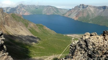 In a rare collaboration, a team of Western scientists recently went to study North Korea’s Mount Paektu, an active volcano with a crater lake.
