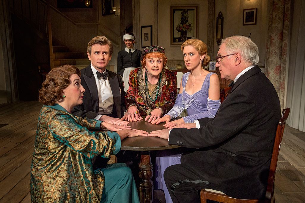 Blithe Spirit Cast