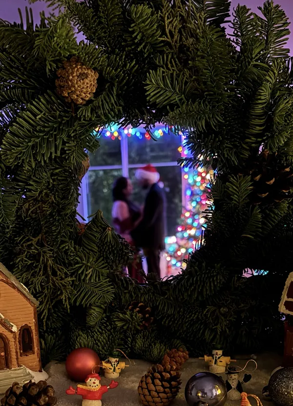 Christmas Couple thumbnail