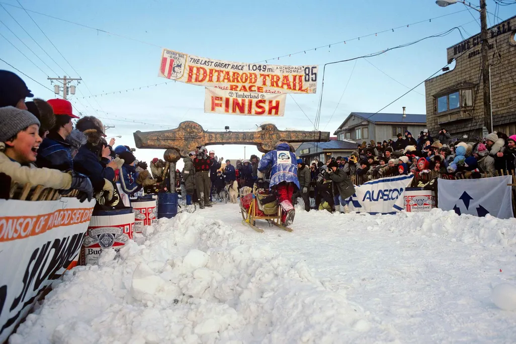 Libby Riddles at the Finish Line 1985