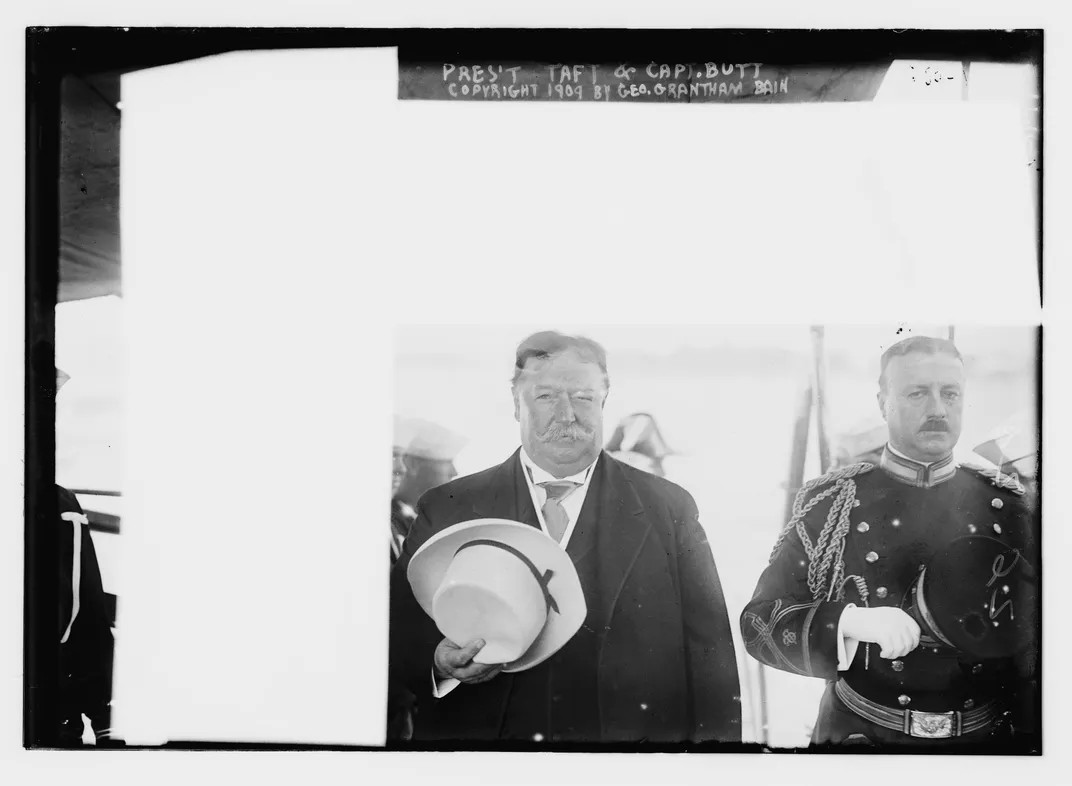 Taft (left) and Archibald Butt (right) in 1909