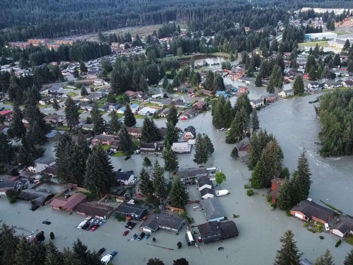 When a glacial dam broke, an Alaskan the city used to be hit by means of flash floods