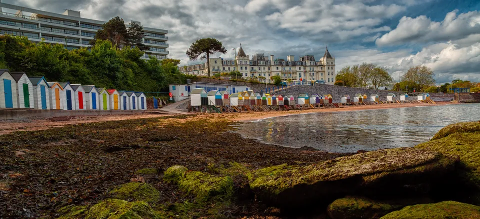 Traditional beach huts in the resort town of Torquay 