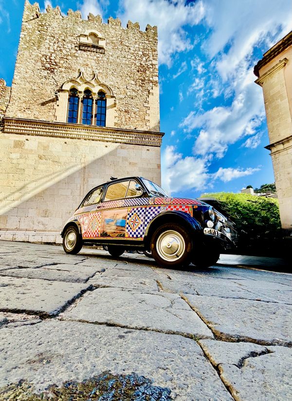 Classic Fiat in Taormina thumbnail