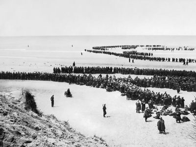 More than 300,000 Allied troops were rescued from the beaches of Dunkirk in 1940, with help from ships like the "Medway Queen." 