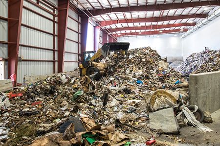 Fulcrum BioEnergy converts household trash into biofuel for airplanes.