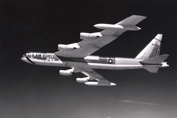 Boeing B-52 Stratofortress - Wikipedia
