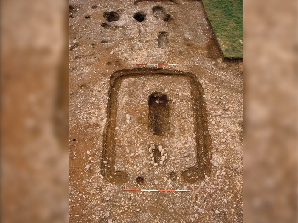 A rectangular enclosure surrounding a possibly royal grave