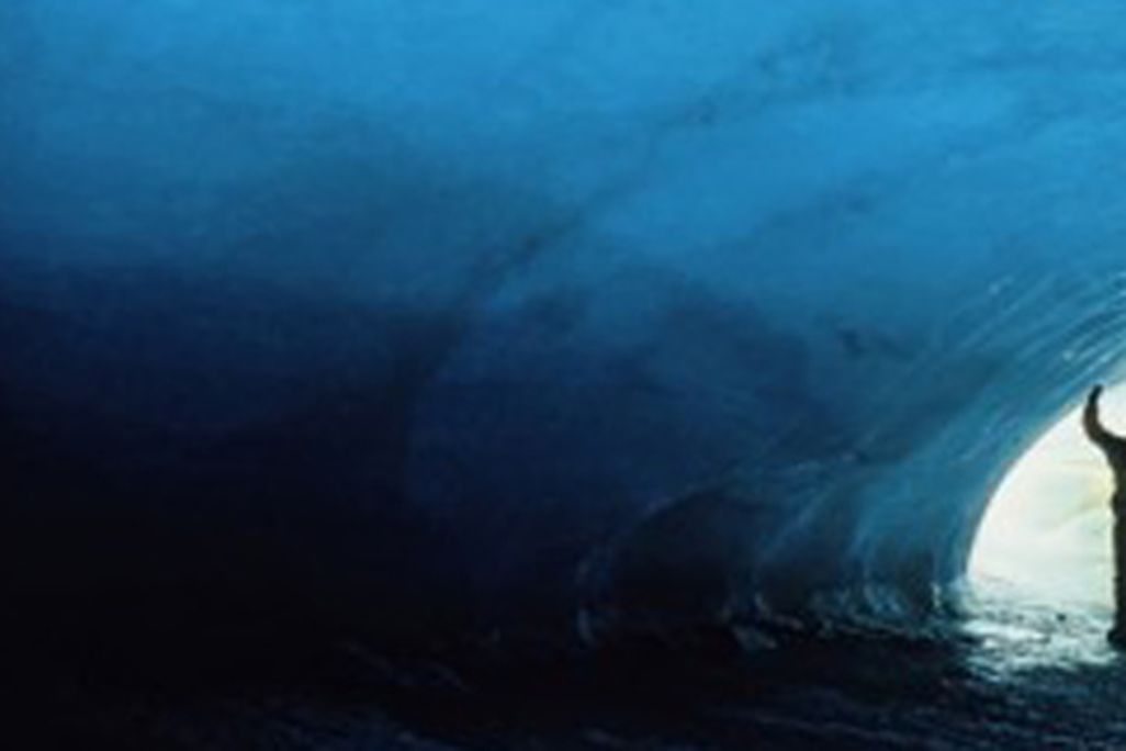 20110520102315Icecave_ss-300x196.jpg
