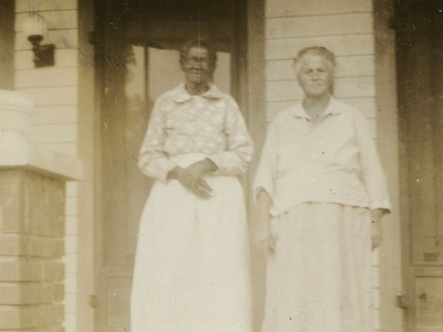 Two unidentified Gullah Geechee women photographed by Lorenzo Dow Turner in the early 1930s