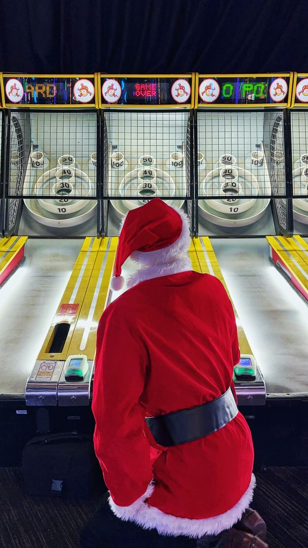 Skee-ball Santa thumbnail