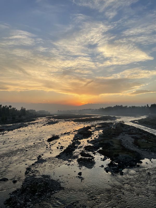 Sunset on a wide section of river Lidder, Pahalgam thumbnail