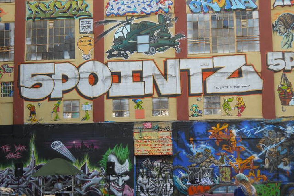 5Pointz