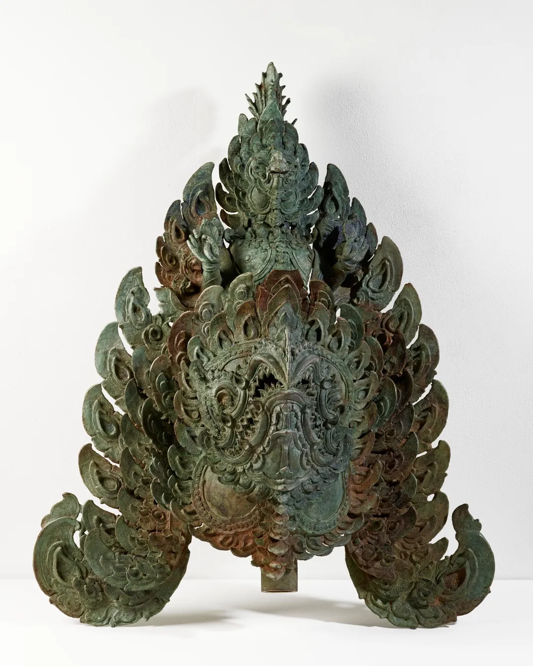A bronze decoration from the late 12th century