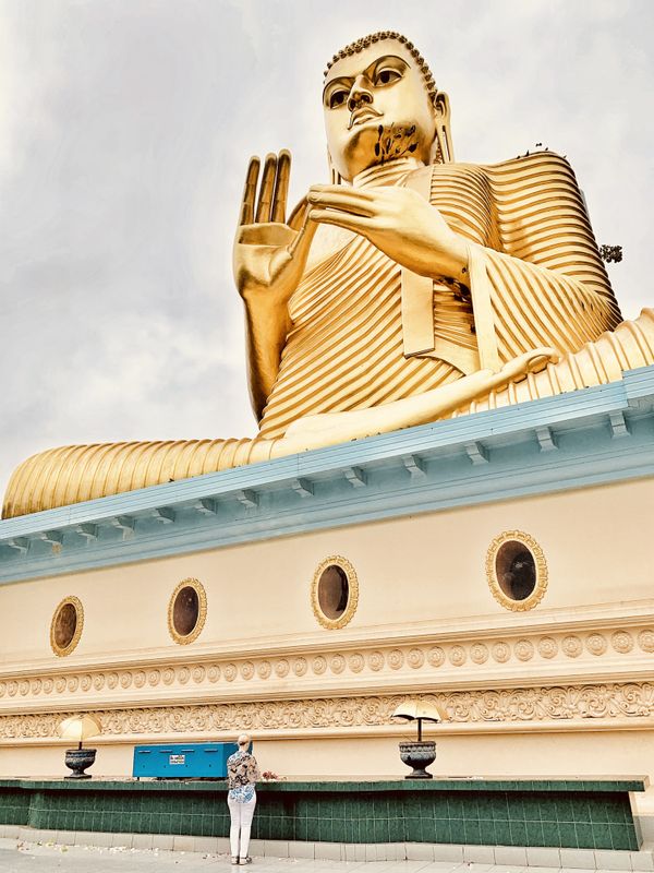 Giant Golden Buddha thumbnail