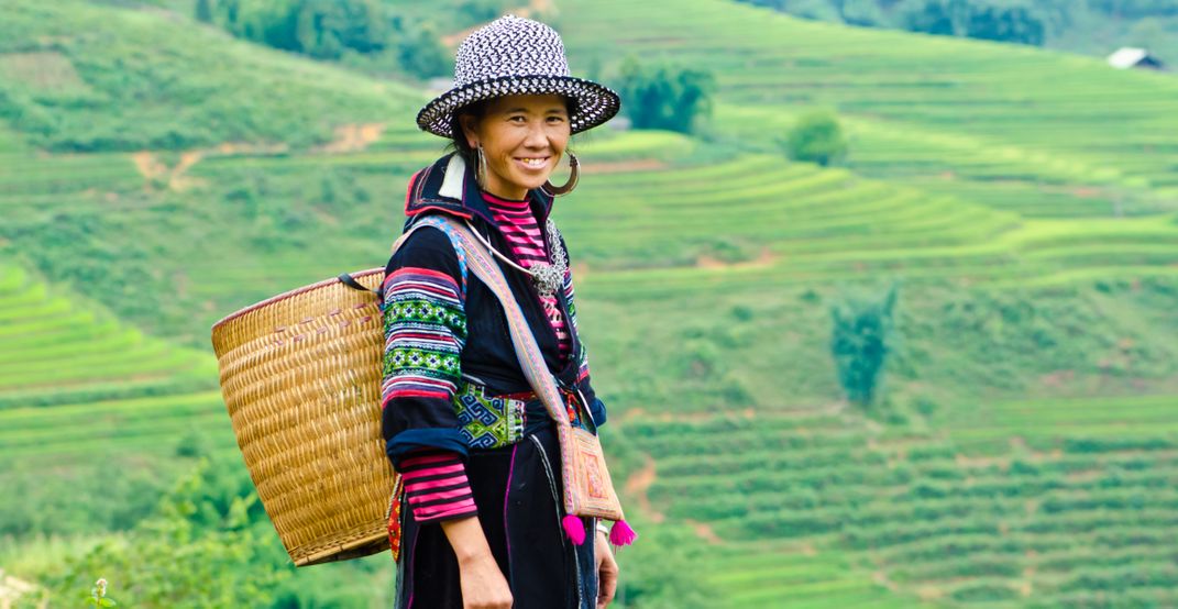 Hmong Lady Smithsonian Photo Contest Smithsonian Magazine 9893