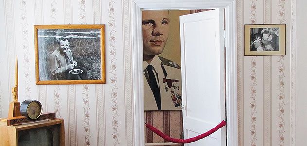 After World War II, Yuri’s father Alexei disassembled the family home and moved it to Gzhatsk (now Gagarin), where it is a museum.