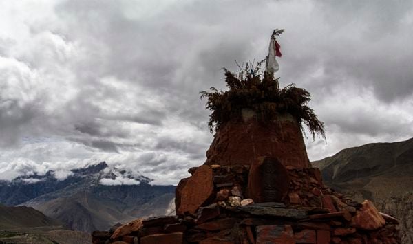 Chorten in the Nepal mountains. Tetang, Upper Mustang, Nepal thumbnail