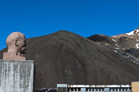 The northernmost statue of Lenin. 