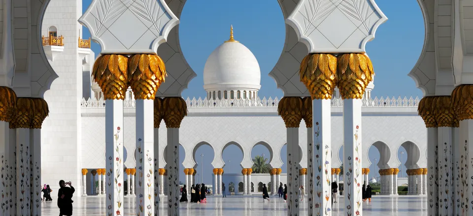  Sheikh Zayed Grand Mosque (detail), Abu Dhabi, U.A.E. 