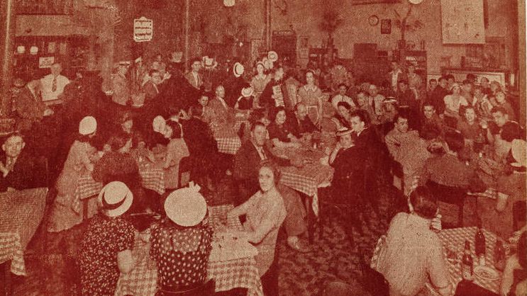 A postcard showing the crowded interior of the Rathskeller restaurant, circa 1935 to 1945