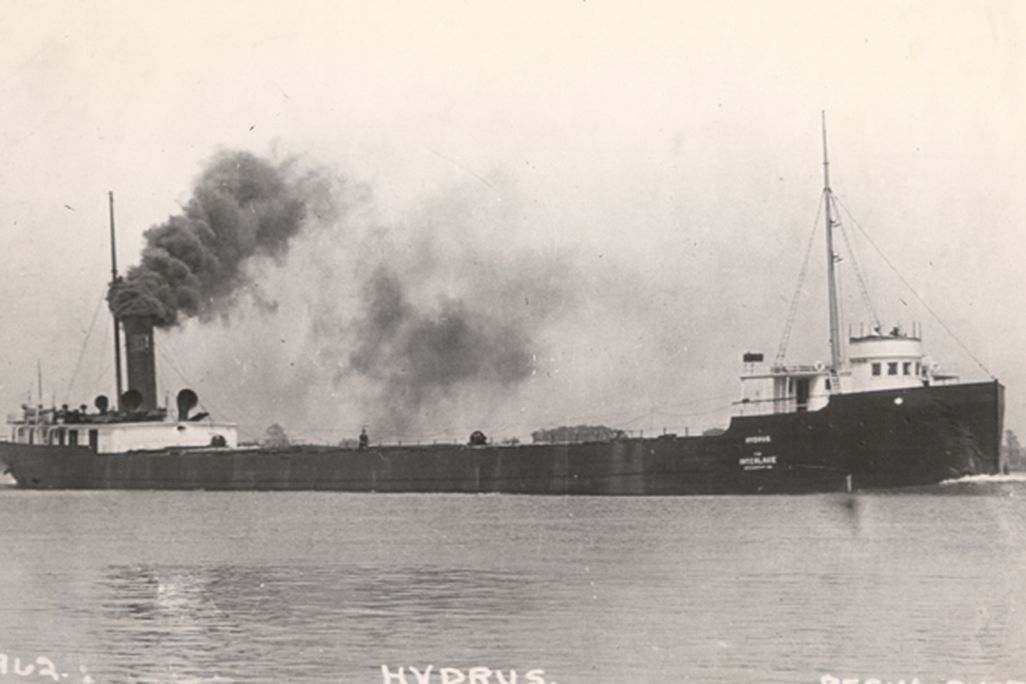 SS_Hydrus.jpg