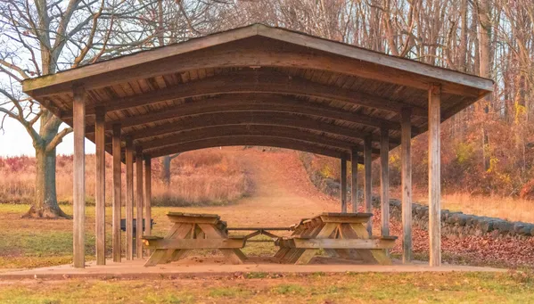 Outdoor Thanksgiving without the fixings thumbnail