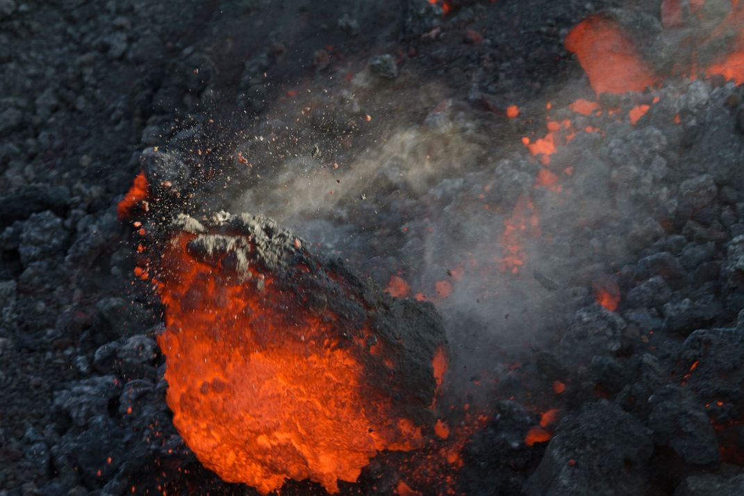 Lava rolling | Smithsonian Photo Contest | Smithsonian Magazine