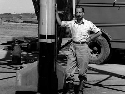 Frank Malina standing next to a WAC Corporal missile in 1945
