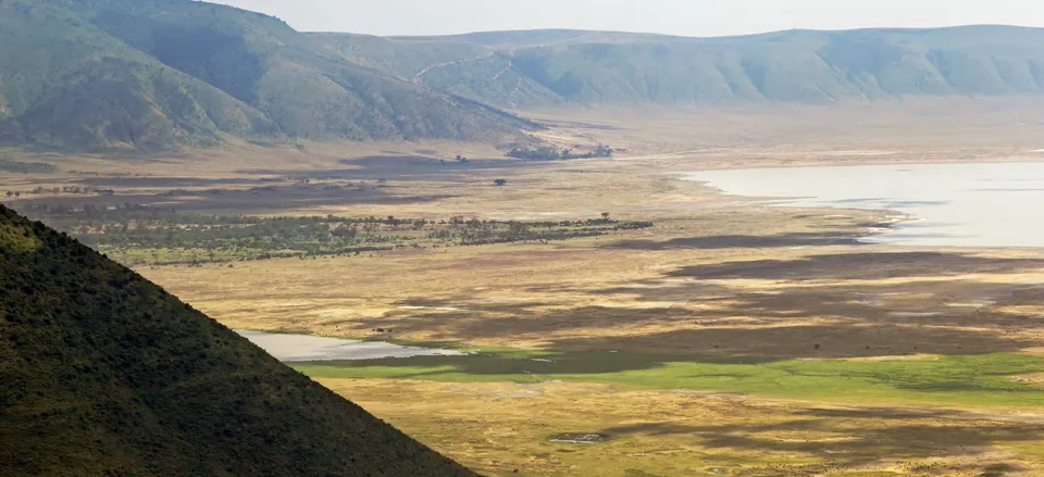  The landscape of Ngorongoro Crater 