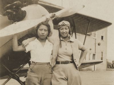 Hazel Ying Lee (right) and fellow pilot Virginia Wong (left)