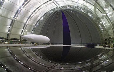 spy_blimp_388-sept07.jpg