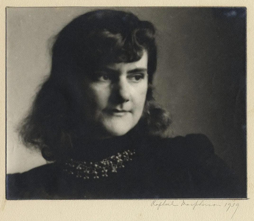 Black-and-white photo of Gertrude Abercrombie