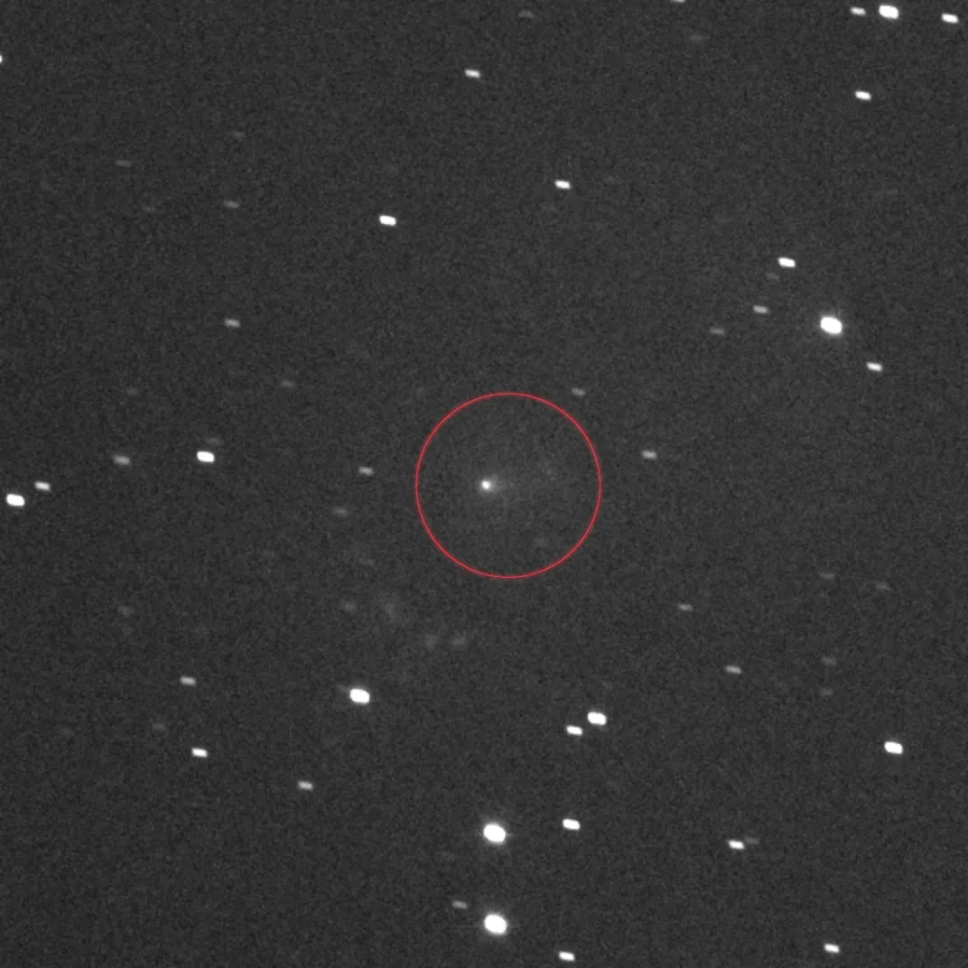interstellar comet 3I/ATLAS in a black-and-white image