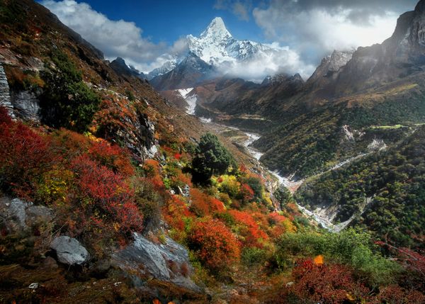 Majestic Of Khumbu Valley thumbnail