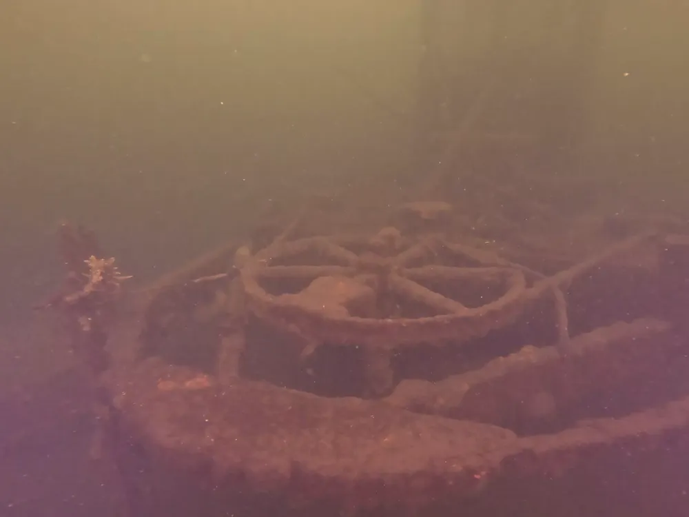 An Underwater Robot Explores the Hidden 'Shipwreck City' Beneath the Surface of This Popular Urban Lake in the Pacific Northwest image