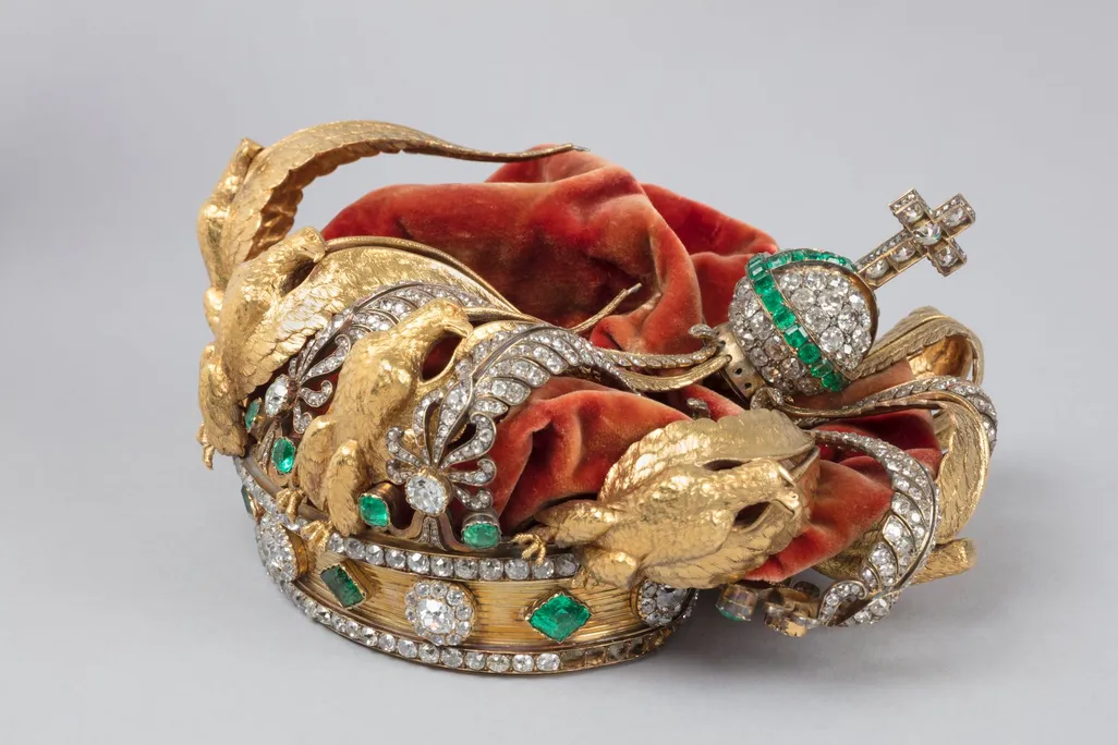 crushed crown