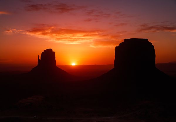 Monument Valley Sunrise, 2022 thumbnail