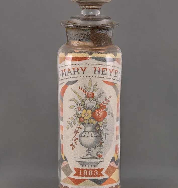 Clemens Mary Heye bottle