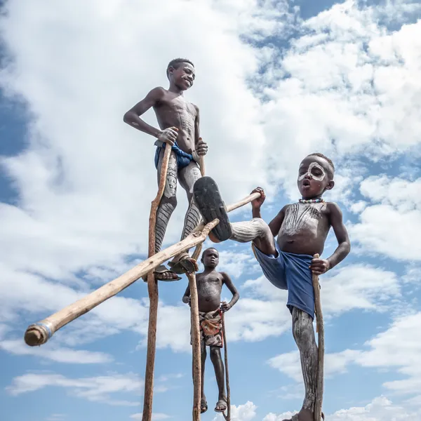 Banna Kids on Stilts thumbnail